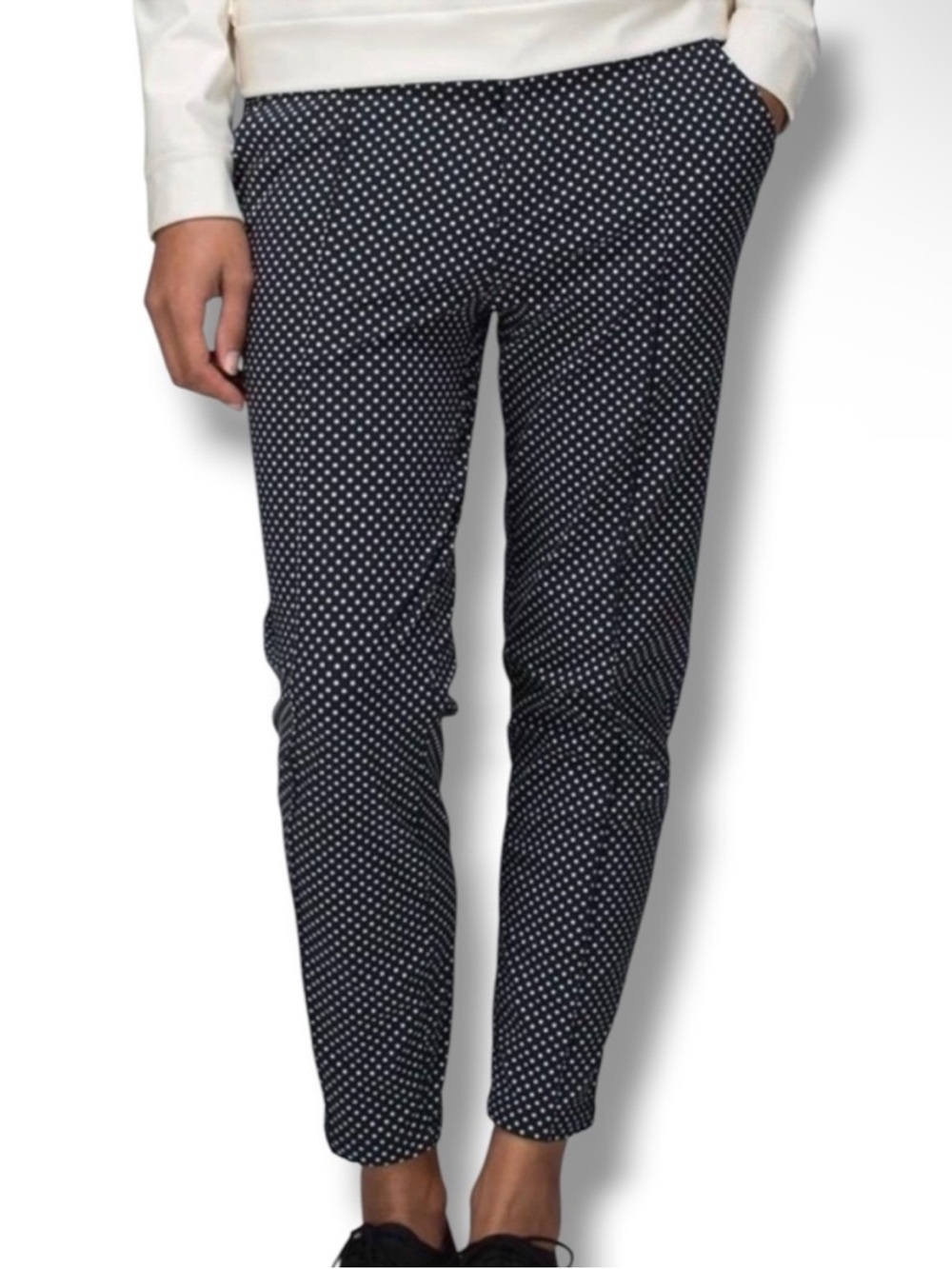 Lululemon Biggy Dot Printed Black Ghost Departure Pant Size 6